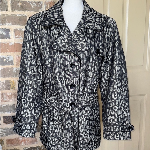 Lightweight Trench Coat Weekend Travel Black Animal Print Overcoat - Picture 1 of 9